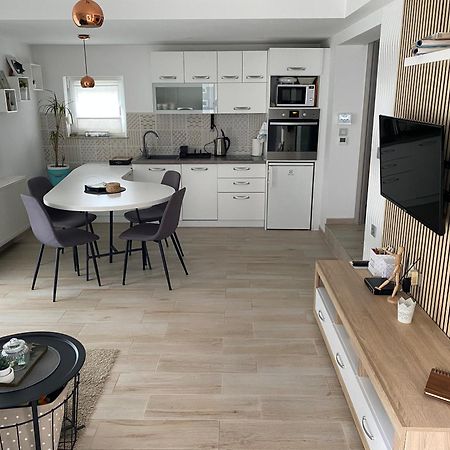 Aqua - Tuhelj - Land Apartment ตูเฮลย์สเก ตอปลิตเซ ภายนอก รูปภาพ