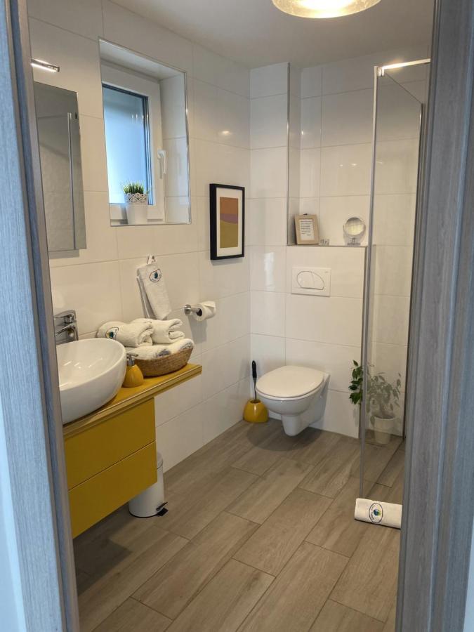Aqua - Tuhelj - Land Apartment ตูเฮลย์สเก ตอปลิตเซ ภายนอก รูปภาพ